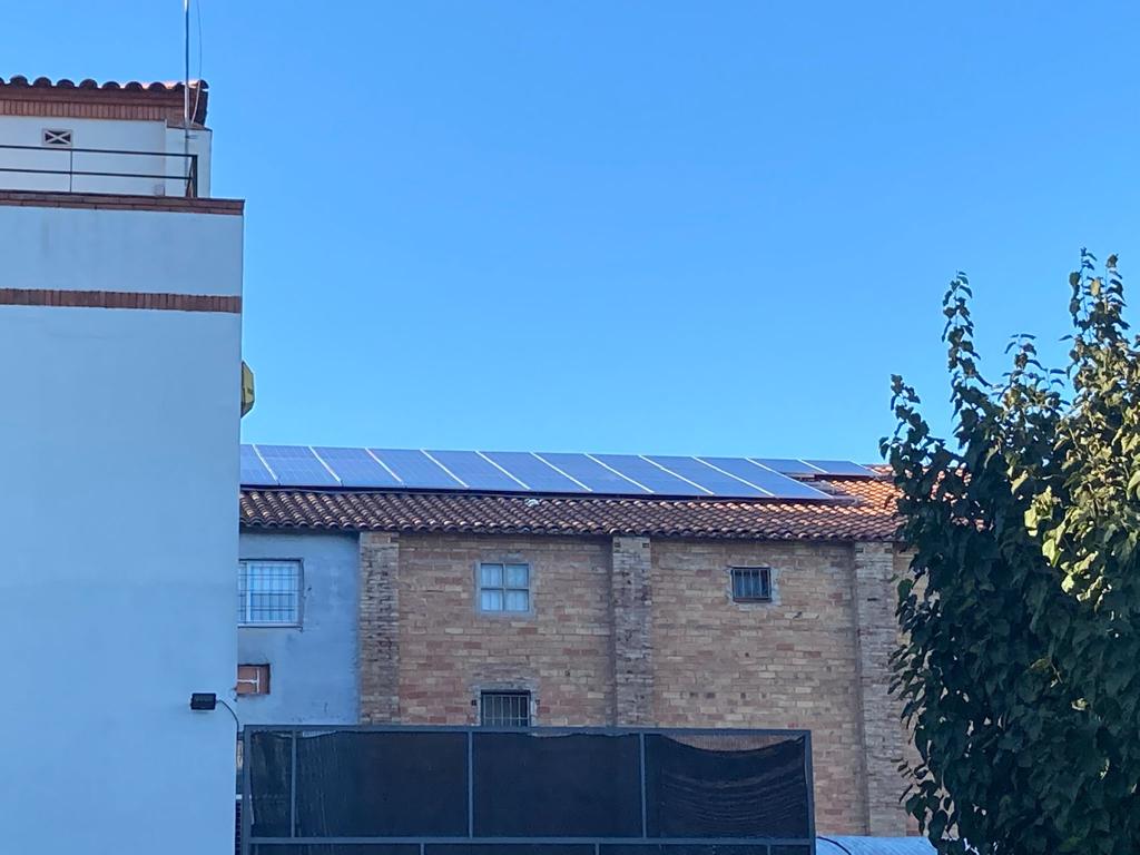 Instalación obra autoconsumo industrial Energiber Blancher